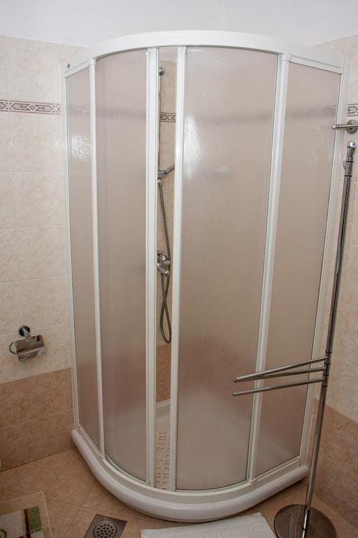 Apartments Silvia Пореч Экстерьер фото