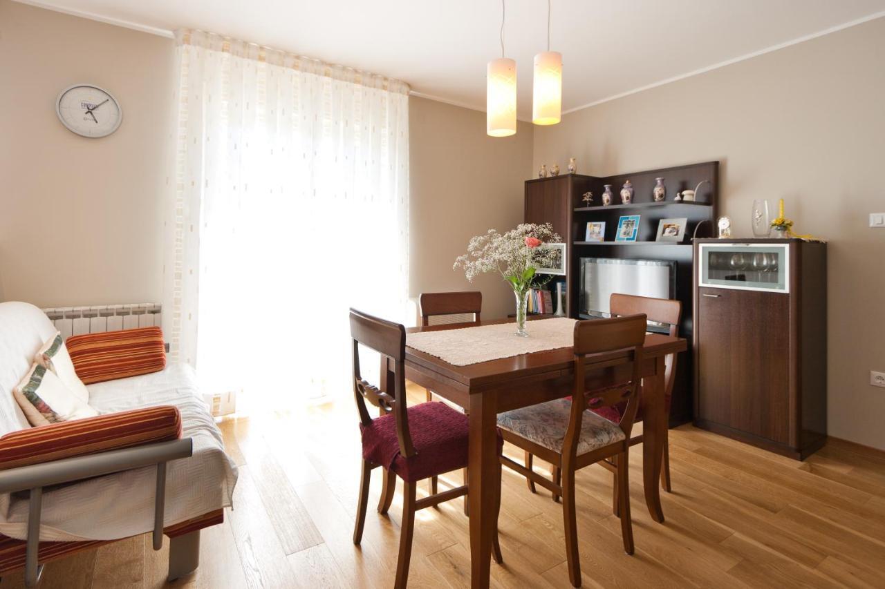 Apartments Silvia Пореч Экстерьер фото